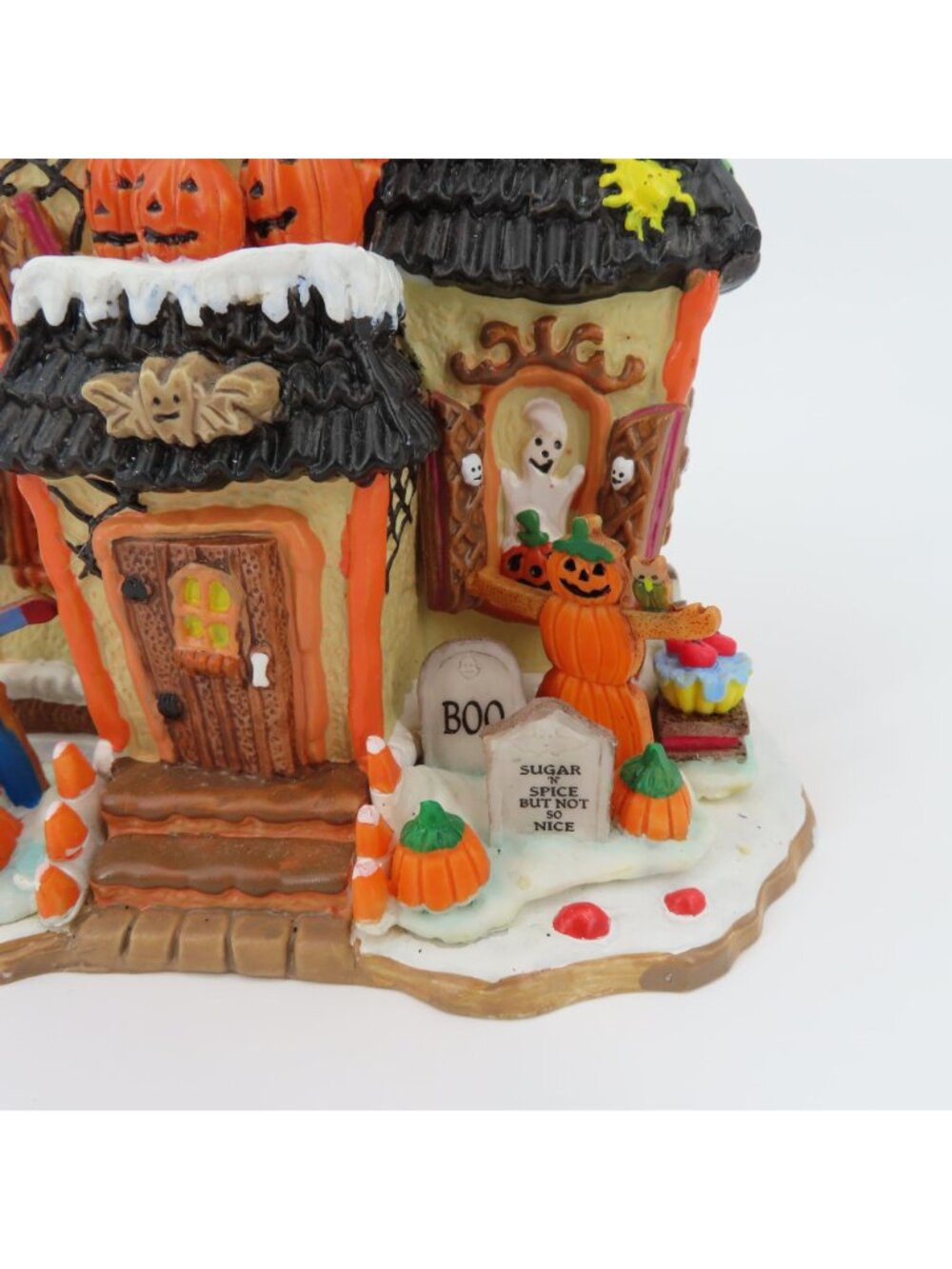 Lemax Sugar N Spice Not So Nice Manor Lighted House 2005 Halloween Spooky WORKS - Picture 6 of 16
